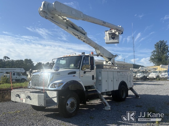 (Hagerstown, MD) Altec AM855-MH, Over-Center Material Handling Bucket Truck rear mounted on 2007 Int