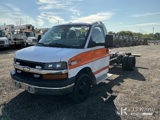 (Plymouth Meeting, PA) 2014 Chevrolet Express G4500 Cut-Away Cab & Chassis Runs & Moves) (Dash Warni