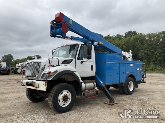 (Charlotte, MI) HiRanger TL50, Articulating & Telescopic Material Handling Bucket Truck center mount