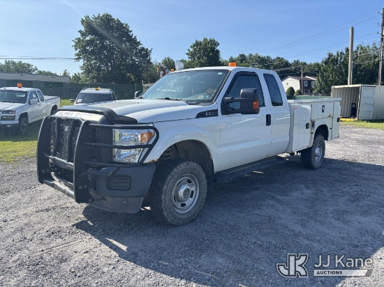 (Plains, PA) 2016 Ford F-350 SD 4x4 Extended-Cab Service Truck Runs & Moves) (Engine Performance Iss