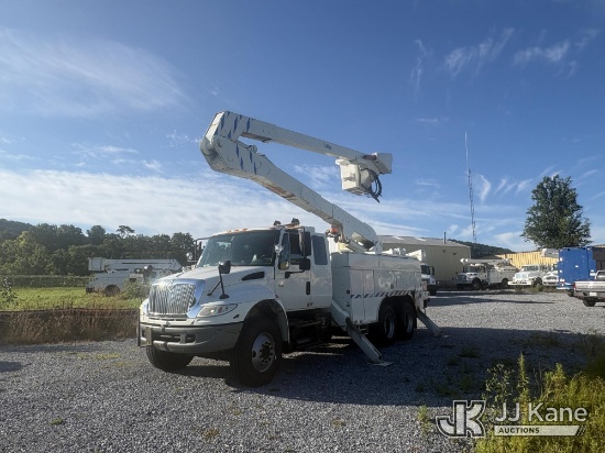 (Hagerstown, MD) Altec A55E-OC, Material Handling Bucket Truck rear mounted on 2007 International 44