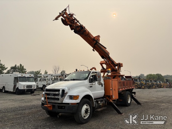 (Plymouth Meeting, PA) Terex Commander C4047, Digger Derrick rear mounted on 2011 Ford F750 Flatbed/