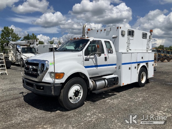 (Plymouth Meeting, PA) 2012 Ford F750 Extended-Cab Enclosed Utility Truck Runs & Moves) (Interior De