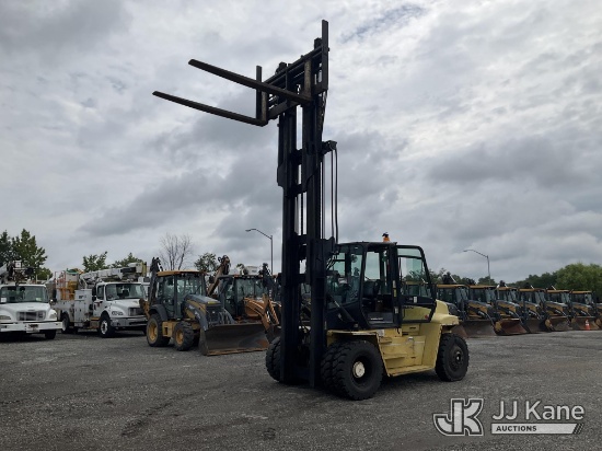 (Plymouth Meeting, PA) 2005 Yale GDP280DBECDE119 Pneumatic Tired Forklift Runs Moves & Operates
