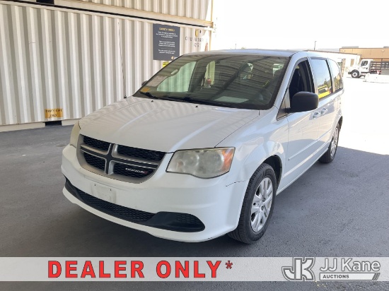 (Jurupa Valley, CA) 2017 Dodge Grand Caravan Mini Passenger Van Runs & Moves) (Engine Performance Co