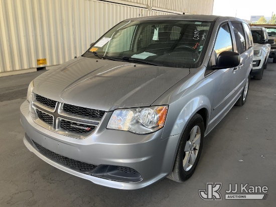 (Jurupa Valley, CA) 2013 Dodge Grand Caravan SE Mini Passenger Van Runs & Moves