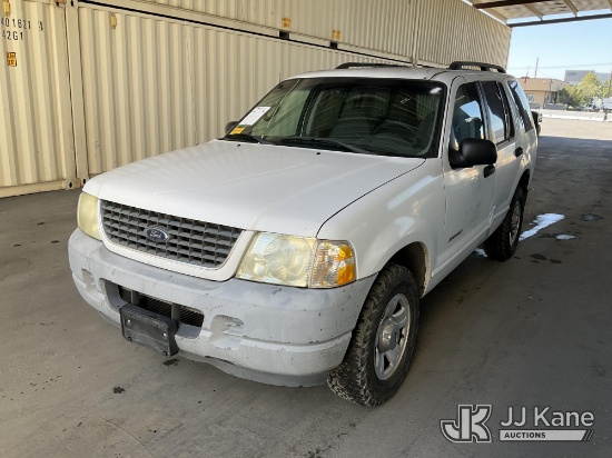 (Jurupa Valley, CA) 2002 Ford Explorer XLS 4-Door Sport Utility Vehicle Runs & Moves