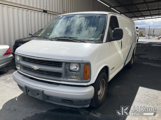 (Jurupa Valley, CA) 2002 Chevrolet Express 1500 1500 Cargo Cargo Van Runs & Moves