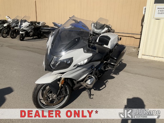 (Jurupa Valley, CA) 2020 BMW R 1250 RT Motorcycle Runs, Operation Unknown (Dash Warning Indicators O