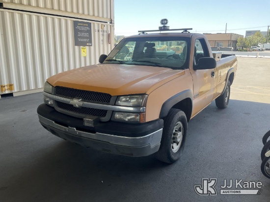 (Jurupa Valley, CA) 2003 Chevrolet Silverado 2500 LS Pickup Truck Runs & Moves, Lift Gate Operates