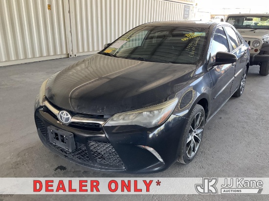 (Jurupa Valley, CA) 2017 Toyota Camry 4-Door Sedan Runs, Does Not Move) (Dash Warning Indicators On,