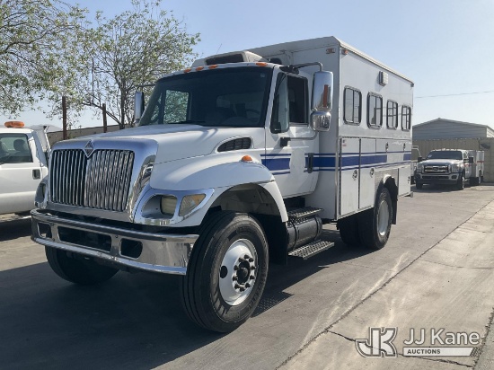 (Jurupa Valley, CA) 2003 International 7400 Ambulance/Rescue Vehicle Runs & Moves