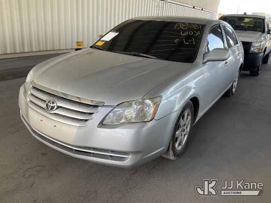 (Jurupa Valley, CA) 2007 Toyota Avalon 4-Door Sedan Runs & Moves) (A/C Not Cold Vehicle previously