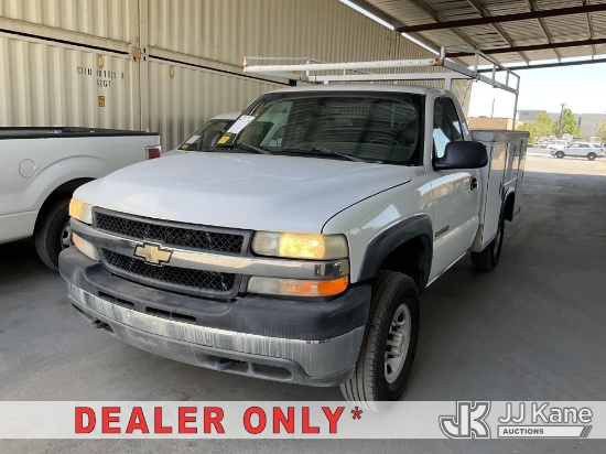 (Jurupa Valley, CA) 2002 Chevrolet Silverado 2500HD Service Truck Runs & Moves, Engine Performance C