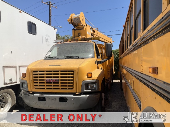 (Jurupa Valley, CA) Altec D848A T, Hydraulic Crane mounted behind cab on 2005 GMC C7500 Flatbed/Util