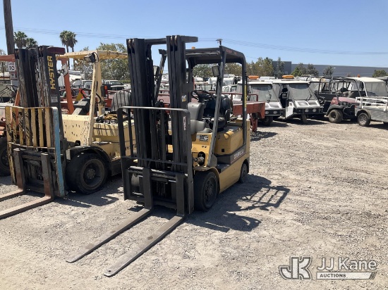 (Jurupa Valley, CA) Caterpillar GC25K Solid Tired Forklift Runs & Operates) (No Propane Tank
