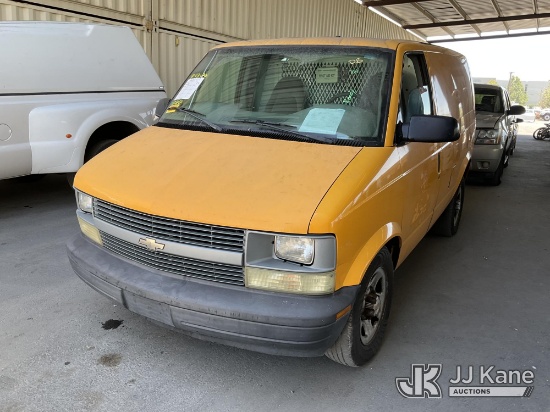 (Jurupa Valley, CA) 2004 Chevrolet Astro Cargo Van Runs & Moves