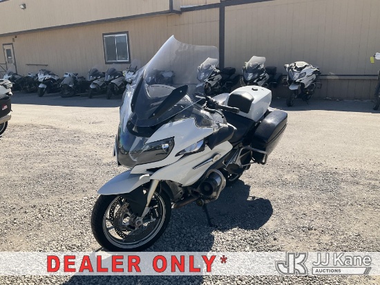 (Jurupa Valley, CA) 2015 BMW R1200RT Motorcycle Runs, Operation unknown) (Dash Waring Indicators On-