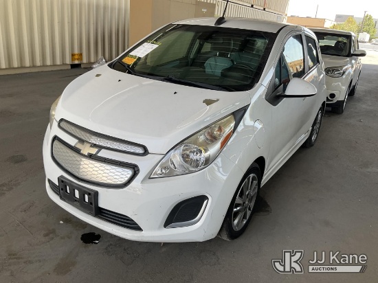 (Jurupa Valley, CA) 2015 Chevrolet Spark EV 1LT 4-Door Hatch Back Runs & Moves, Takes Charge, Charge