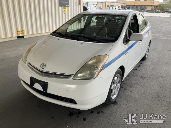 (Jurupa Valley, CA) 2007 Toyota Prius 4-Door Hatch Back Runs & Moves
