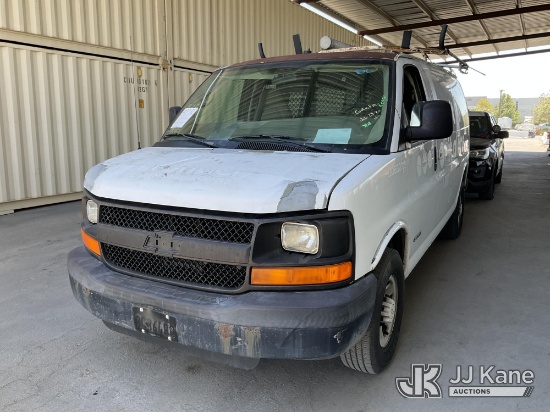 (Jurupa Valley, CA) 2006 Chevrolet Express G2500 Cargo Van Runs & Moves), Interior Defect-AC Not Col