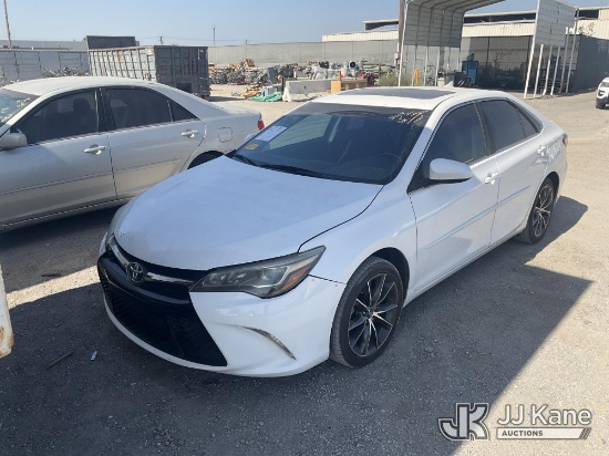 (Jurupa Valley, CA) 2017 Toyota Camry 4-Door Sedan Runs & Moves