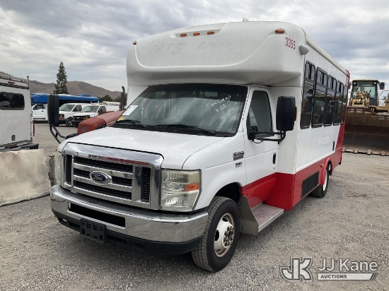 (Jurupa Valley, CA) 2016 Ford Econoline E450 Passenger Bus Runs & Moves, Interior Defect-Interior St