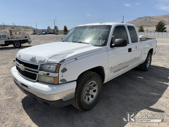 (Sparks, NV) 2006 Chevrolet Silverado 1500 LT Pickup Truck Runs & Moves)(Engine Performance Concerns