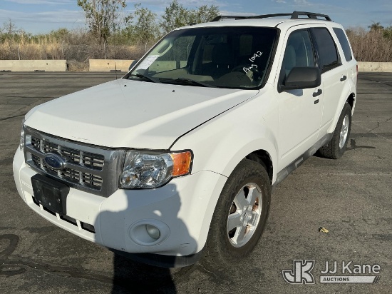 (Salt Lake City, UT) 2009 Ford Escape 4-Door Sport Utility Vehicle Runs & Moves) (Seller States: EXC