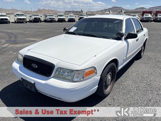 (Las Vegas, NV) 2011 Ford Crown Victoria Police Interceptor 4-Door Sedan Runs & Moves