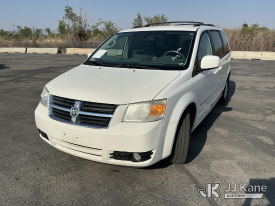 (Salt Lake City, UT) 2010 Dodge Grand Caravan Mini Passenger Van Transmission/Drivetrain Performance