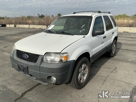 (Salt Lake City, UT) 2005 Ford Escape 4-Door Sport Utility Vehicle Runs & Moves) (Seller States: Exh