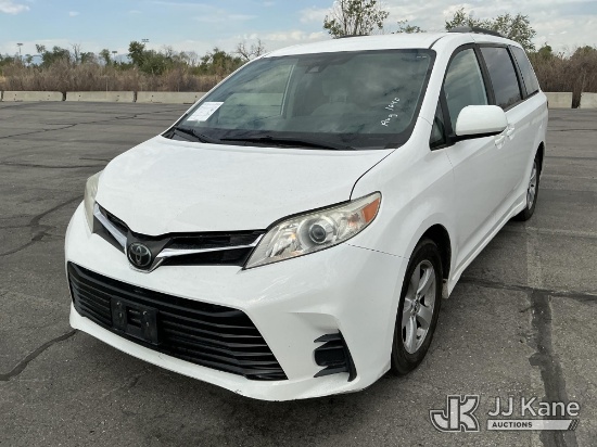 (Salt Lake City, UT) 2019 Toyota Sienna Mini Passenger Van Runs & Moves) (Dash Warning Indicator On