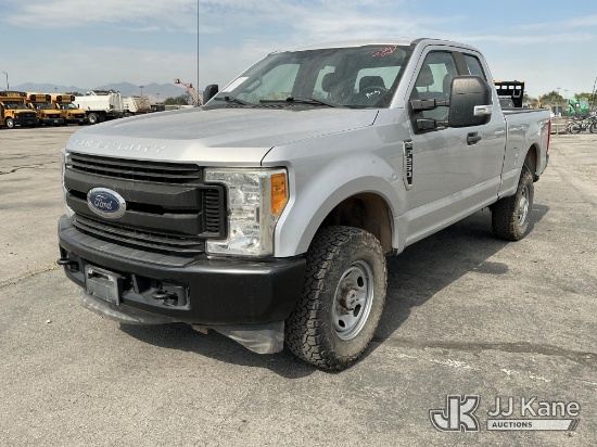 (Salt Lake City, UT) 2017 Ford F250 4x4 Extended-Cab Pickup Truck Runs & Moves