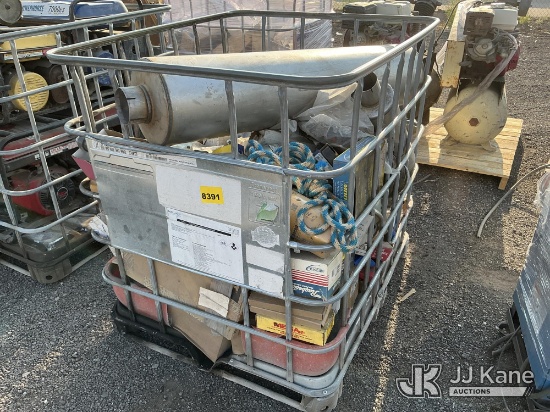 (Salt Lake City, UT) Pallet w/ Parts NOTE: This unit is being sold AS IS/WHERE IS via Timed Auction