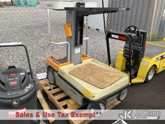 (Las Vegas, NV) 2016 2016 Crown Wave-50 Electric Cart Working Condition Unknown