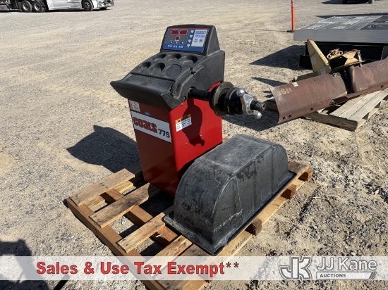 (Sparks, NV) Coats 775 Tire Balancing Machine (Condition Unknown) NOTE: This unit is being sold AS I
