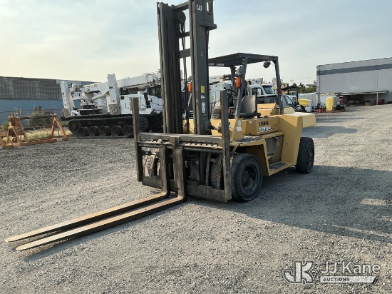 (Portland, OR) 2001 Caterpillar DP70 Solid Tired Forklift Runs, Moves & Operates