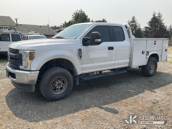 (Tacoma, WA) 2019 Ford F-250 SD Extended-Cab Service Truck Runs & Moves) (Dash Warning Indicator On