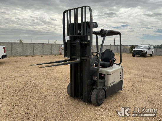 (Fort Lupton, CO) 2016 Crown SC5200 CASCADE SIDE SHIFTER Solid Tired Forklift Runs, Moves & Mast Ope