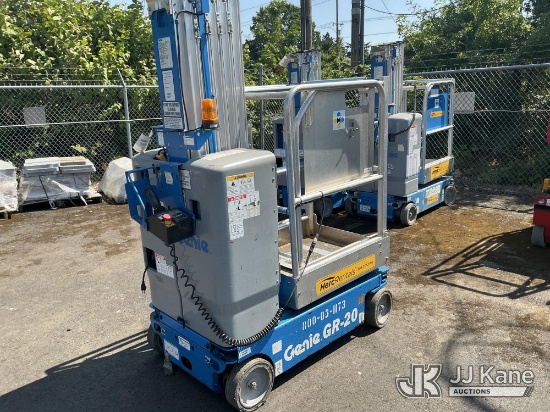 (Portland, OR) 2014 GENIE GR-20 Self-Propelled Manlift Not Running, Condition Unknown