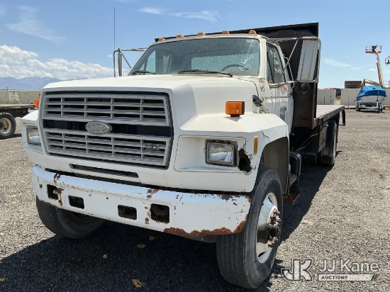 (Salt Lake City, UT) 1990 Ford F800 Not Running, Condition Unknown