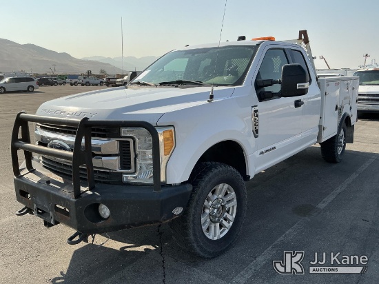 (Salt Lake City, UT) 2017 Ford F350 4x4 Extended-Cab Service Truck Runs & Moves