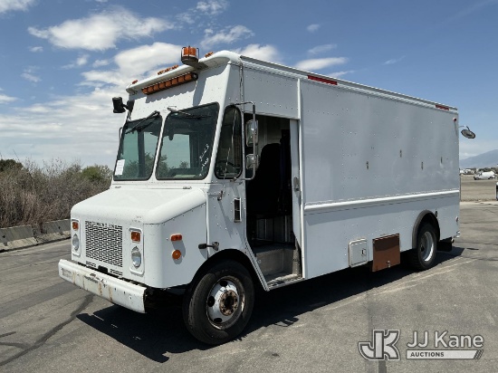 (Salt Lake City, UT) 1999 GMC P3500 Step Van Runs & Moves) (Dash Warning Indicator On