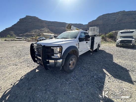 (De Beque, CO) 2018 Ford F-550 Extended-Cab Mechanics Service Truck Runs & Moves, Crane Operates