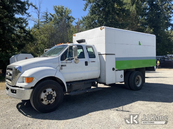 (Eatonville, WA) 2009 Ford F750 Chipper Dump Truck Runs & Moves, Dumps Operates