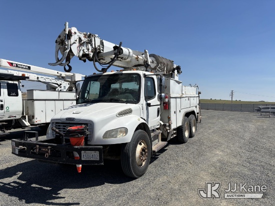 (West Richland, WA) Altec D2050-TR, Digger Derrick rear mounted on 2006 Freightliner M2 106 Medium D