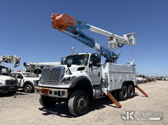 (Dixon, CA) Altec AM55, Material Handling Bucket Truck rear mounted on 2013 International 7500 Servi