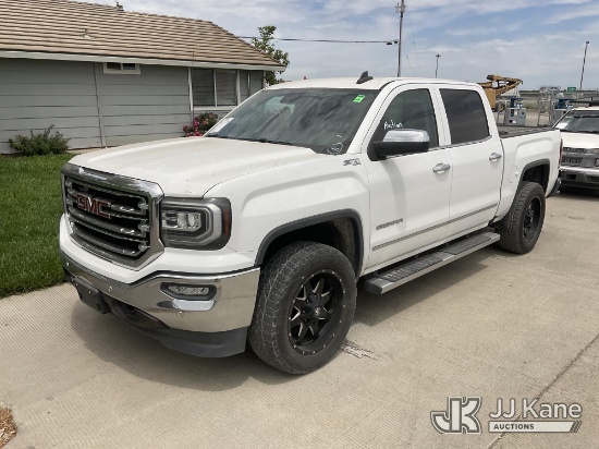 (Dixon, CA) 2017 GMC Sierra 1500 Crew-Cab Pickup Truck Runs & Moves