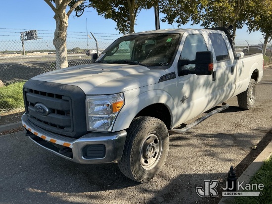 (Dixon, CA) 2014 Ford F-350 SD Crew-Cab Pickup Truck Runs & Moves